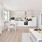 Haus Miramar 26 아파트
